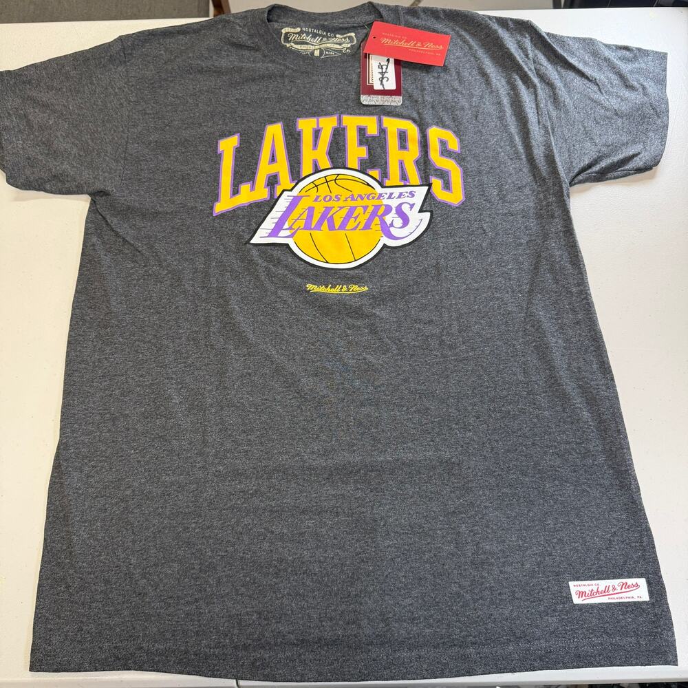 Los Angeles Lakers Mitchell & Ness NBA Nostalgia T-Shirt Black Medium NWT